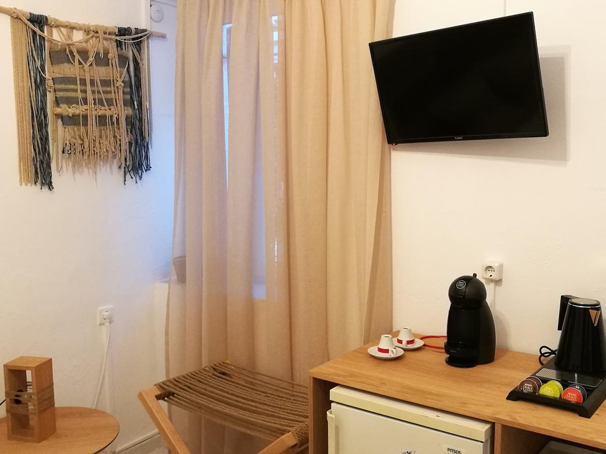 Gerania Milos Apartment Adamantas  Exterior photo