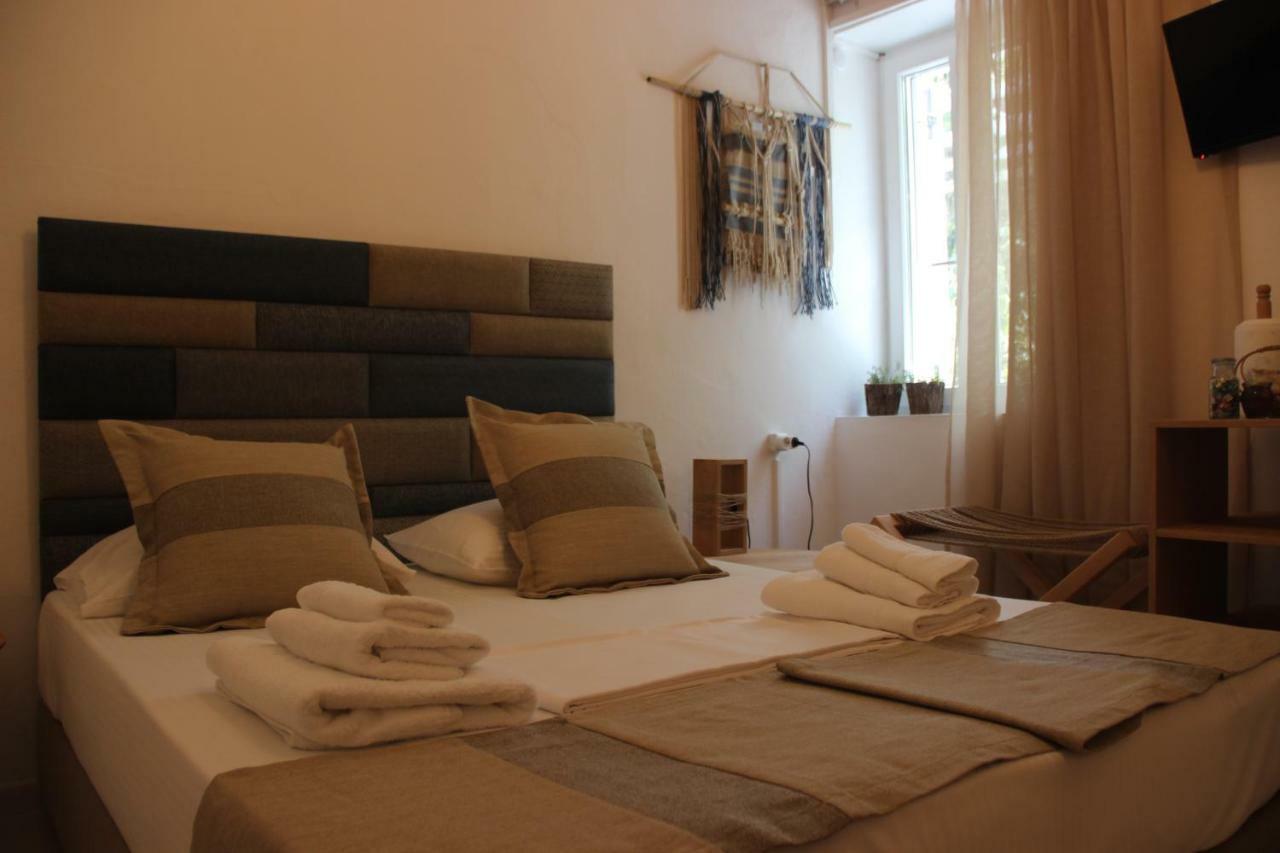 Gerania Milos Apartment Adamantas  Exterior photo