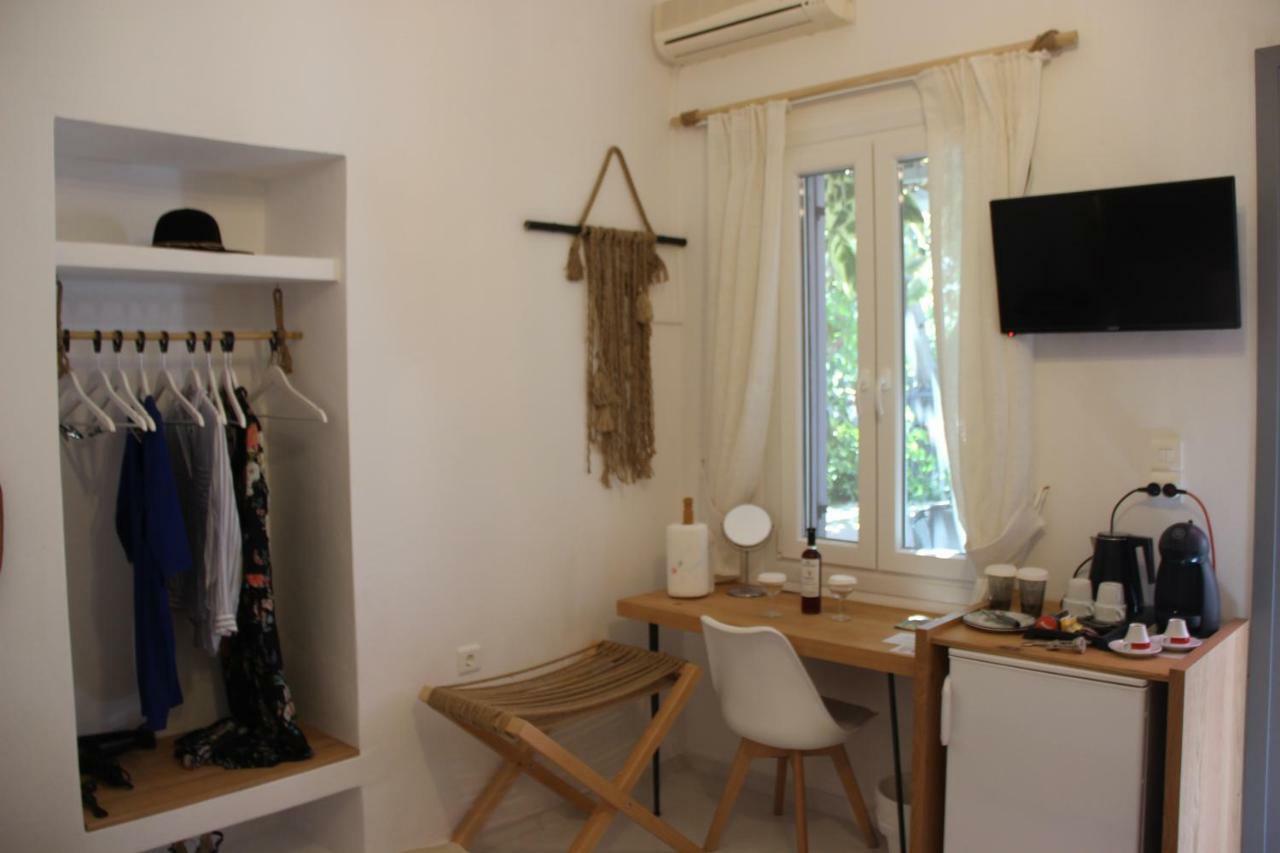 Gerania Milos Apartment Adamantas  Exterior photo